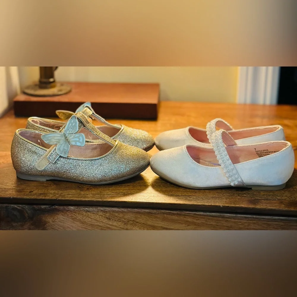 cupcakes & cashmere | Shoes | Cupcakes Cashmere Gold Glitter And White Kids Dress  Shoes | Poshmark